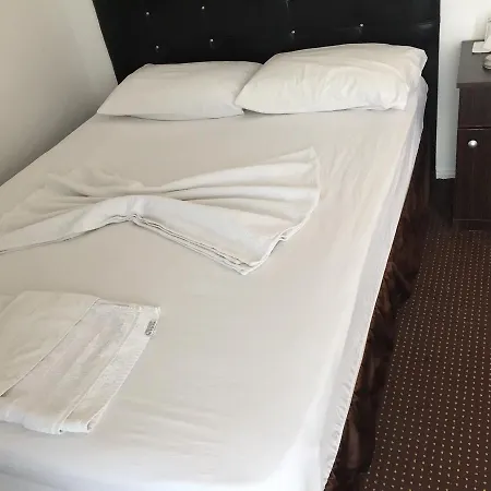 Arslanturk Ada Buti̇k 2* Kusadasi