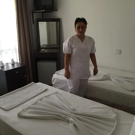 Motel Arslanturk Ada Buti̇k 2*