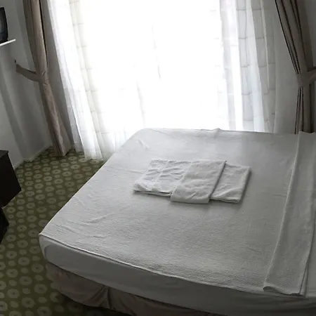 Arslanturk Ada Buti̇k 2* Kusadasi