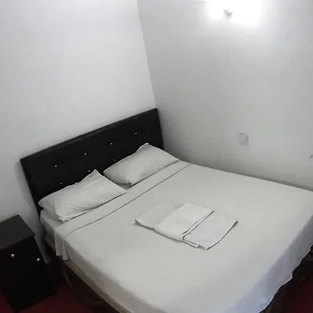 Motel Arslanturk Ada Buti̇k 2*