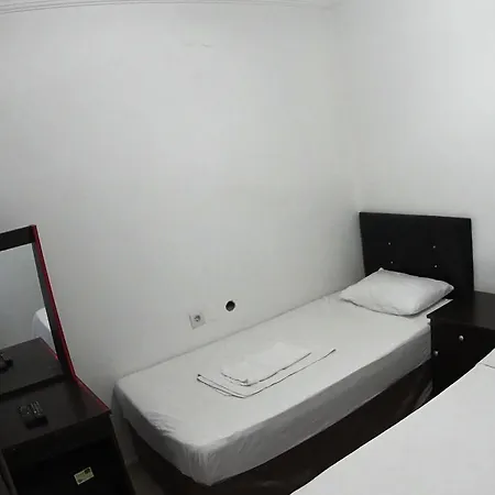 Arslanturk Ada Buti̇k Motel Kusadasi