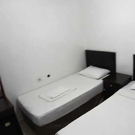 Motel Arslanturk Ada Buti̇k